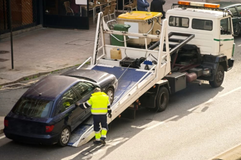 Towing Colorado: Your Go-To Guide for Roadside Assistance