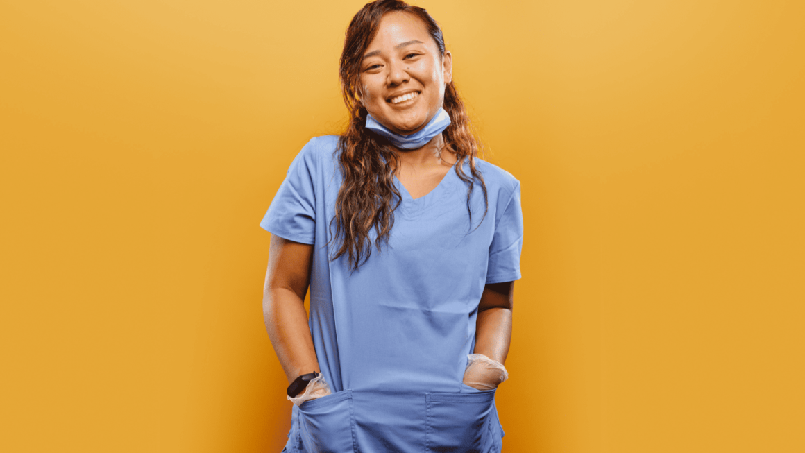 The Rise of Unisex Scrubs: A Modern Solution for Healthcare Professionals