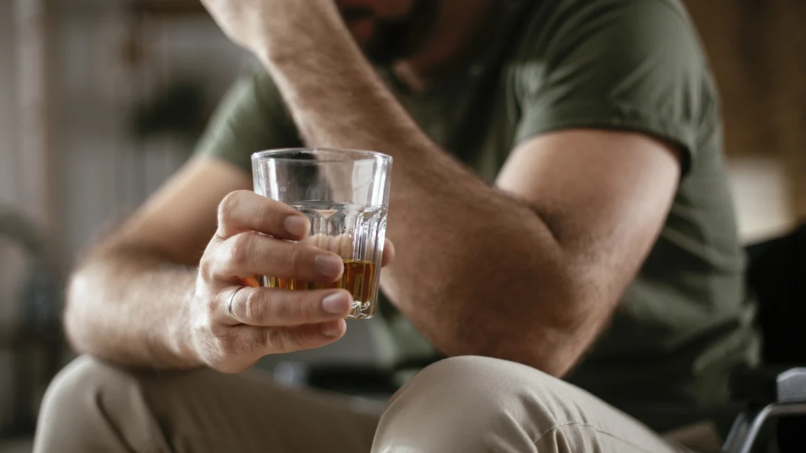 Understanding Alcohol Use Disorder in Veterans: Causes and Treatments