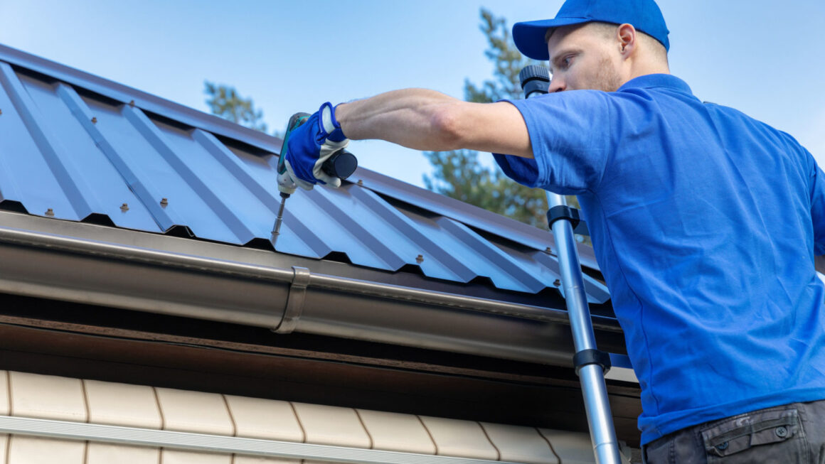 Roof Repair vs. Replacement: When to Choose Each Option
