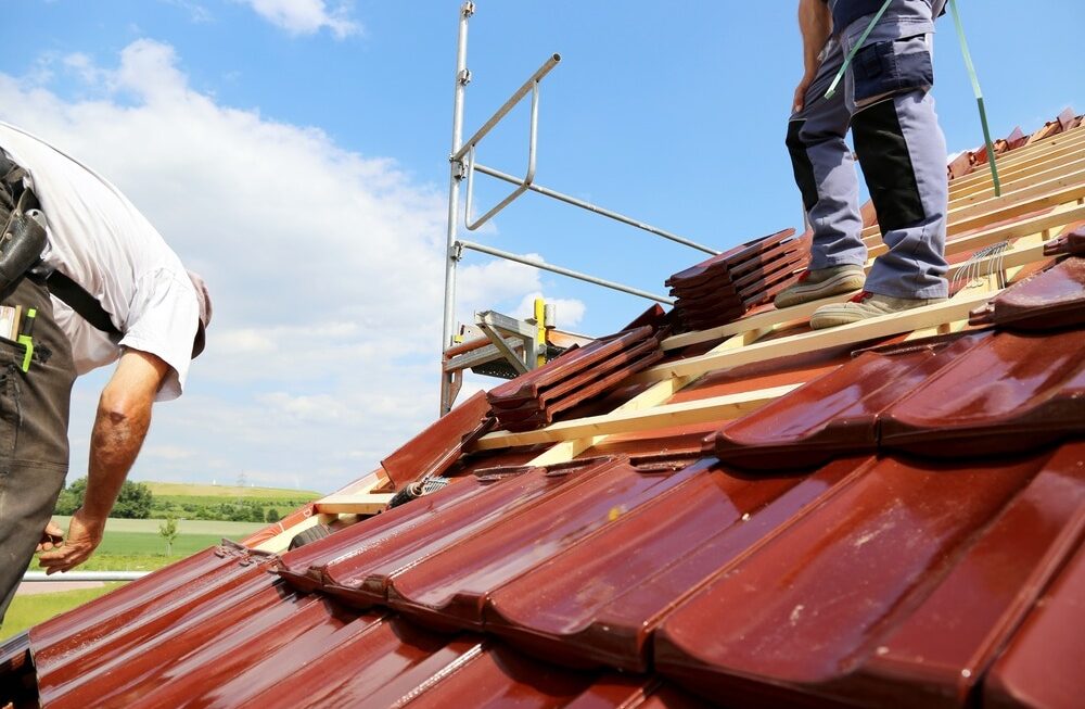 Selecting the Ideal Roofing Professionals for Your Home